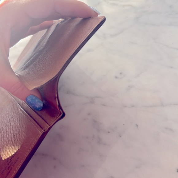 Louis Vuitton long Monogram checkbook wallet 6 card slots and 1 is sleeve - Picture 5 of 5